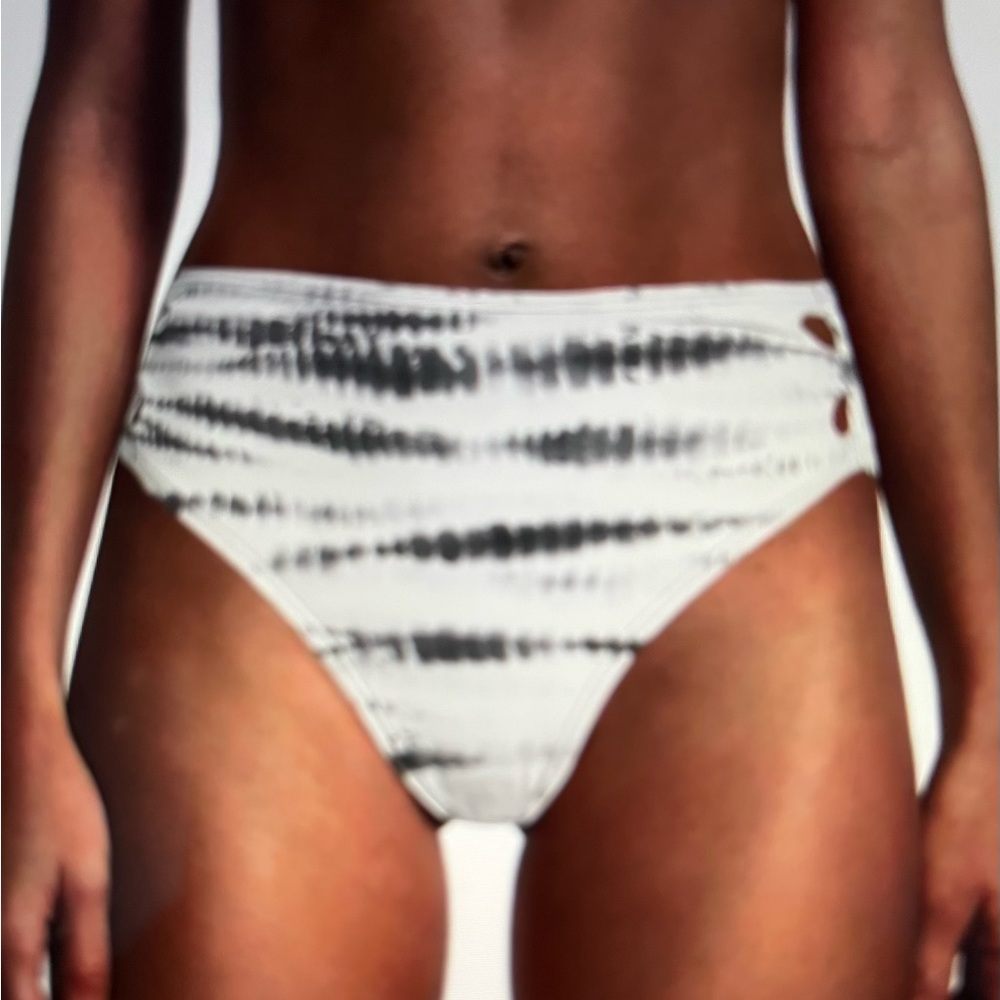 NWT Vince Camuto XS Tie-dye high leg bikini bottom